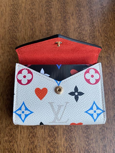 louis vuitton game on accessories.